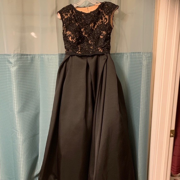 Jovani Prom Dress - Picture 2 of 3